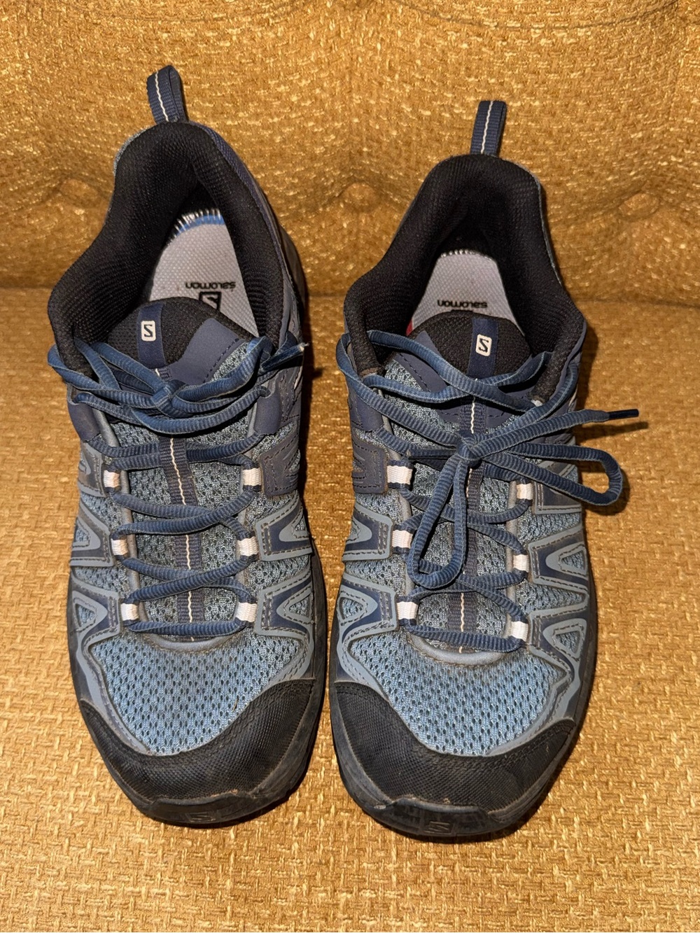 Salomon Women's X Crest Hiking Shoes with Ortholite, Blue and Black, Size 9.5